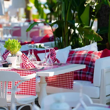 Miramare Hotel Sidé