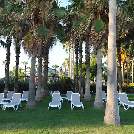 Готель Miramare Сіде