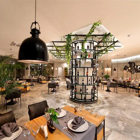 Готель Miramare 5*