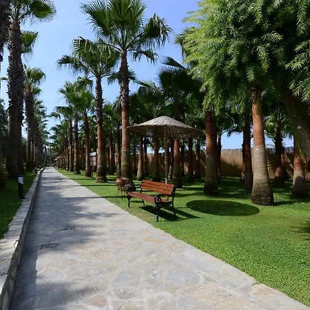 Miramare Готель Сіде