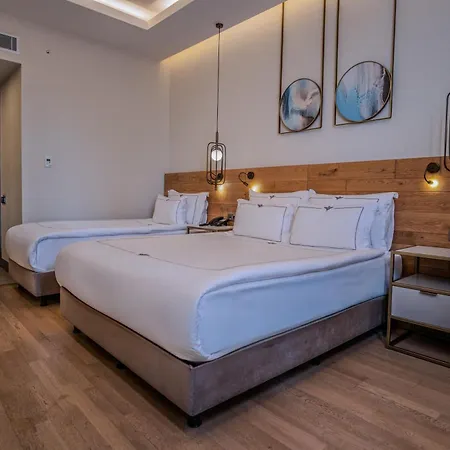 Miramare 5* Side