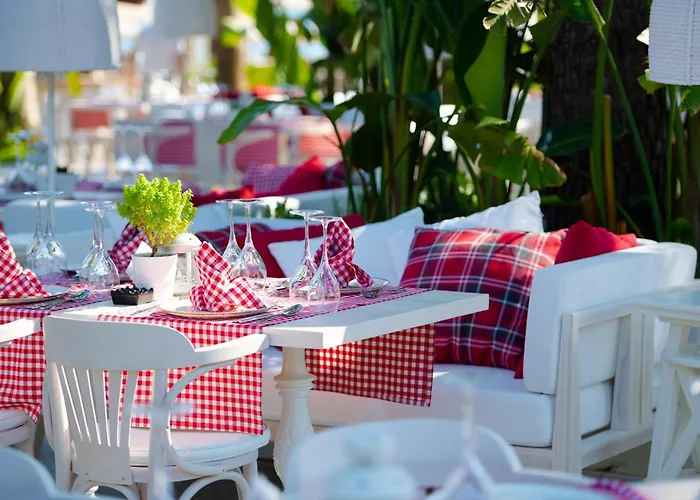 Miramare Hotel Sidé