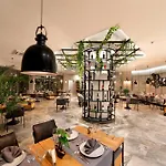 Hotell Miramare 5*